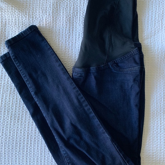 Crossover Panel Skinny Maternity Jeans - Isabel Maternity by Ingrid & Isabel™ - Picture 3 of 4